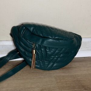 NWOT Boutique Dark Green Mini Crossbody Sling Bag